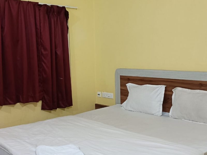 Deluxe Double Bed  AC Room