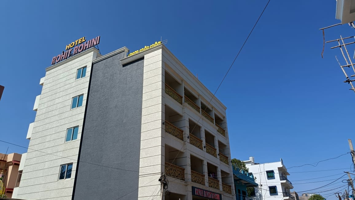 HOTEL ROHIT ROHINI
