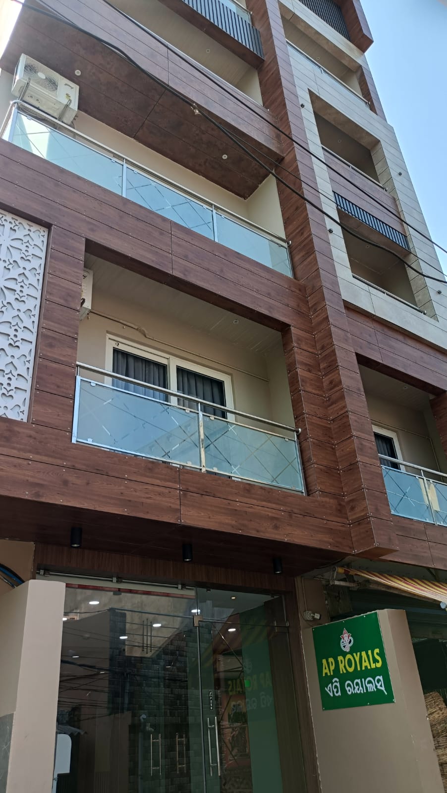 HOTEL AP ROYALS PURI