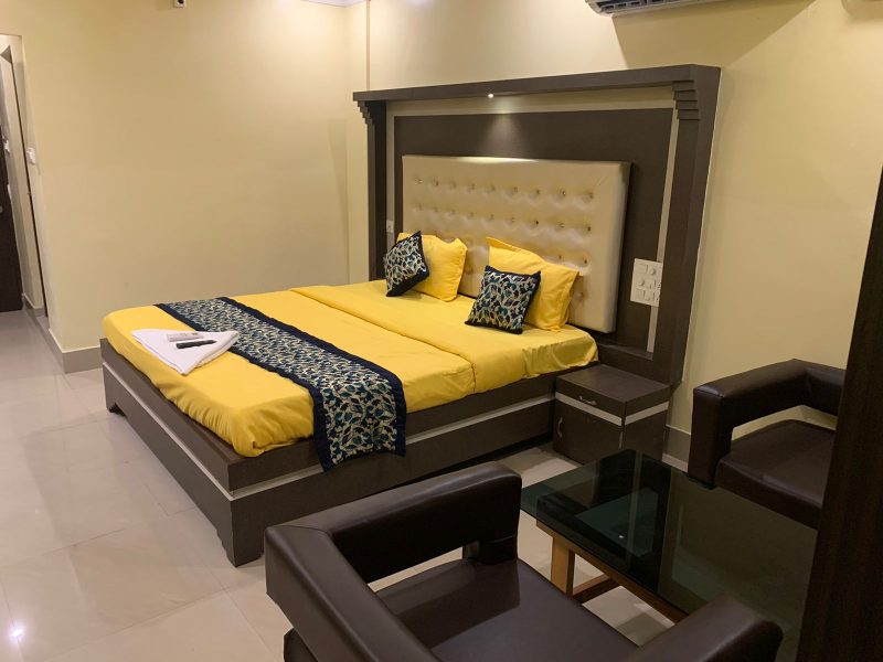 Deluxe Double Bed AC Room