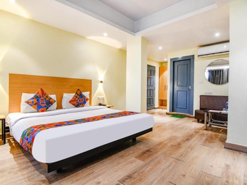 Deluxe Double Bed AC Room