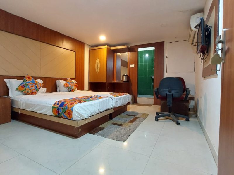 Deluxe Double Bed AC Room